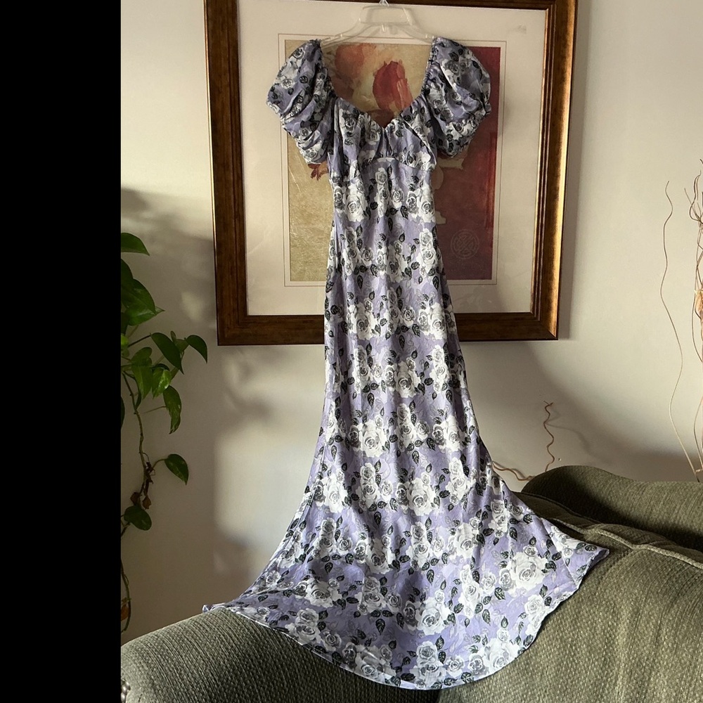 PETAL & PUP Marjorie Sweetheart Neck MIDI Dress Roses Floral Puff Sleeve Sz S - Picture 5 of 13